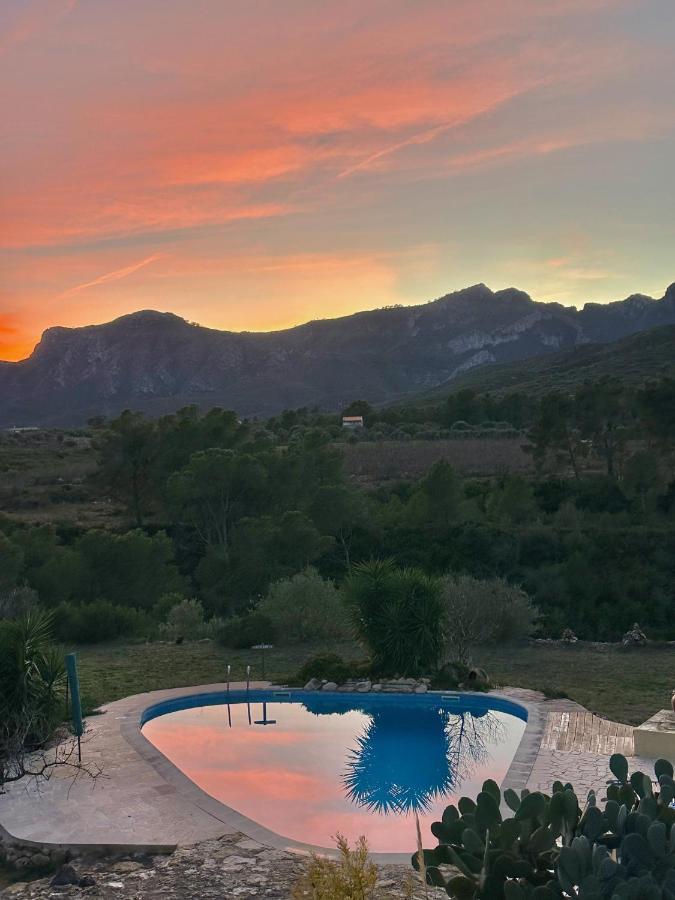 Wonderful Comfortable Finca In The Burga Valley Rasquera Luaran gambar
