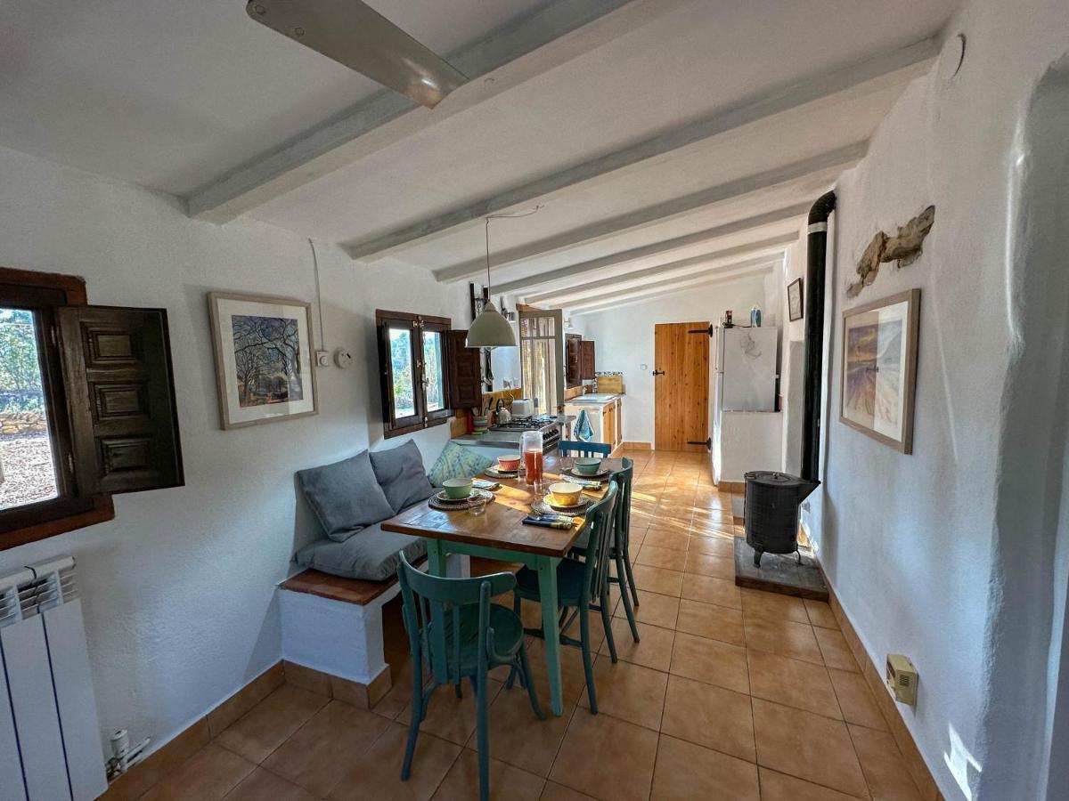 Wonderful Comfortable Finca In The Burga Valley Rasquera Luaran gambar